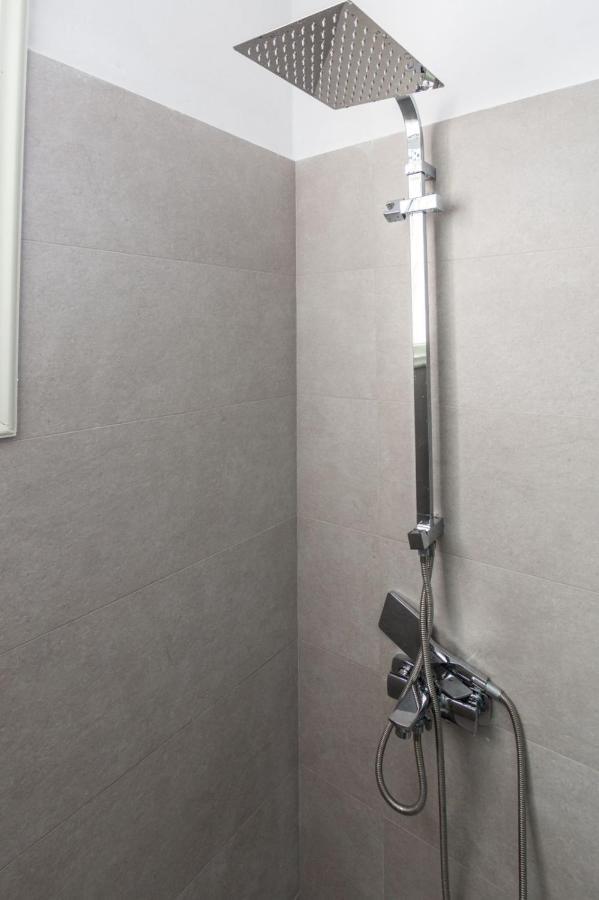 Areti'S Milos Guesthouses Adamantas  Ngoại thất bức ảnh
