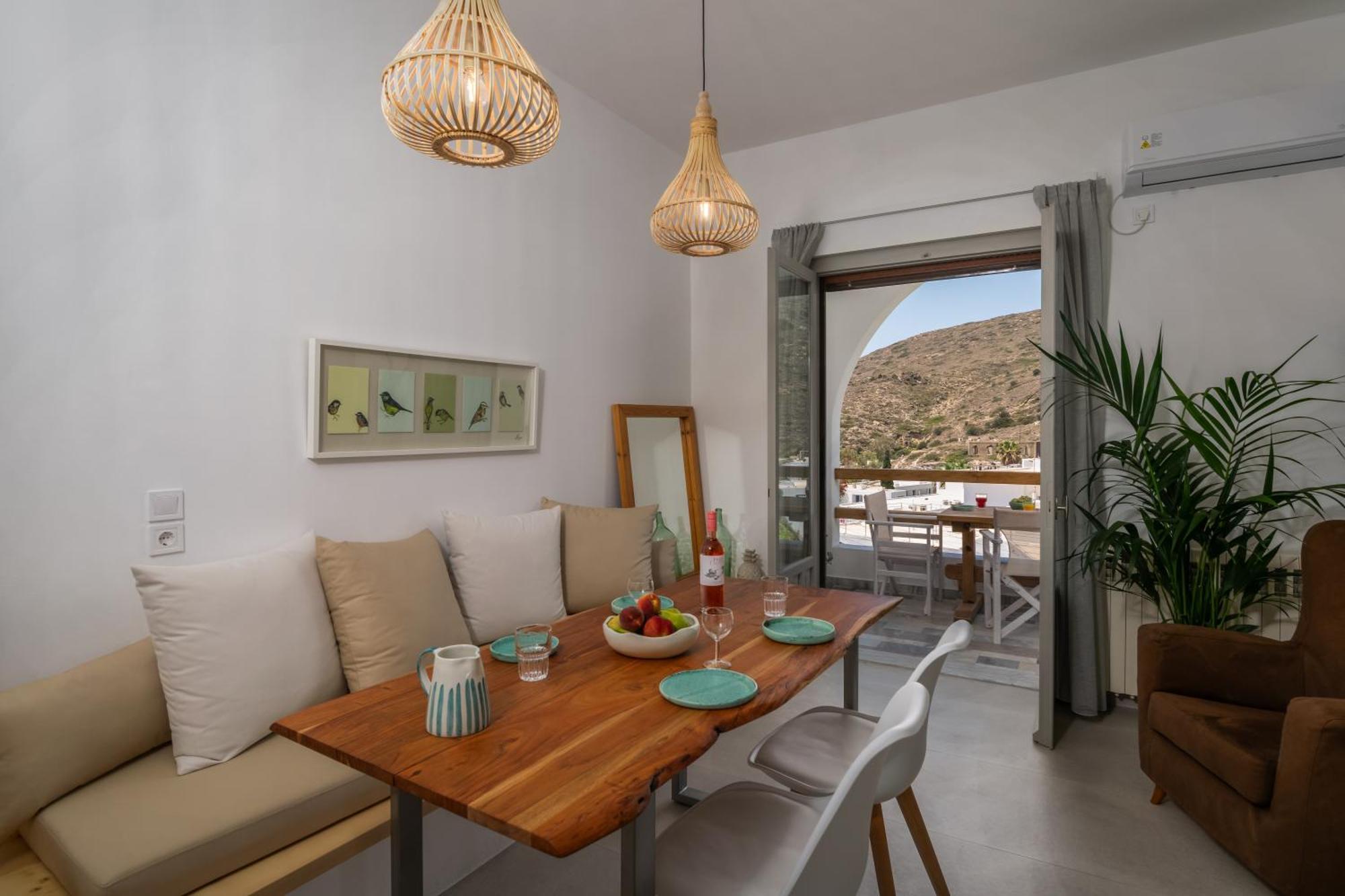 Areti'S Milos Guesthouses Adamantas  Ngoại thất bức ảnh